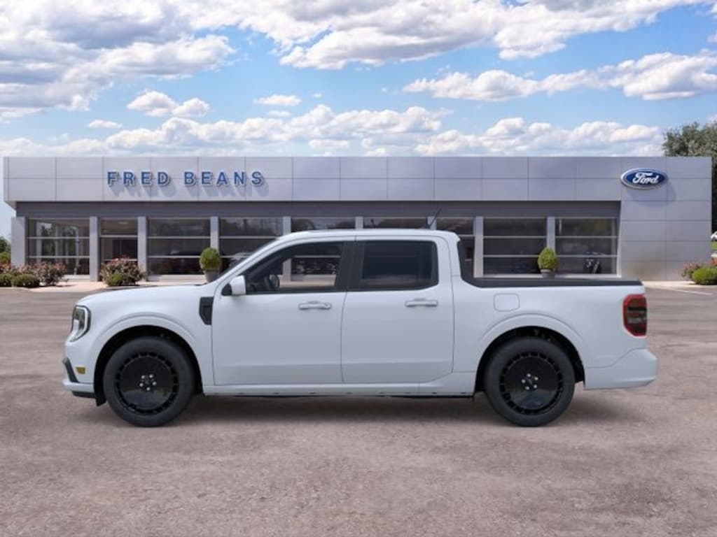 New 2026 Ford Maverick Lobo Standard Truck SuperCrew