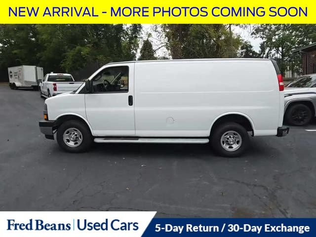 2023 Chevrolet Express 2500 Work Van Cargo photo 2