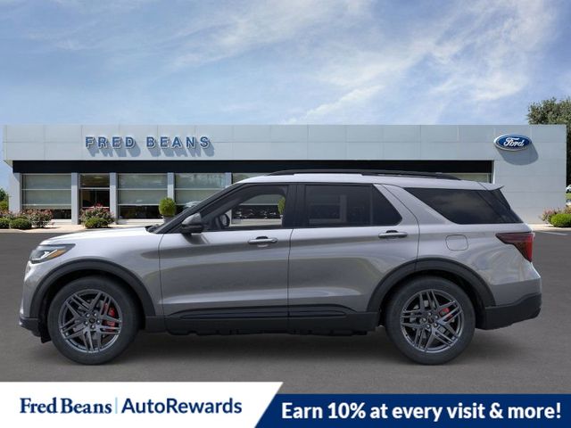 2025 Ford Explorer ST photo 2