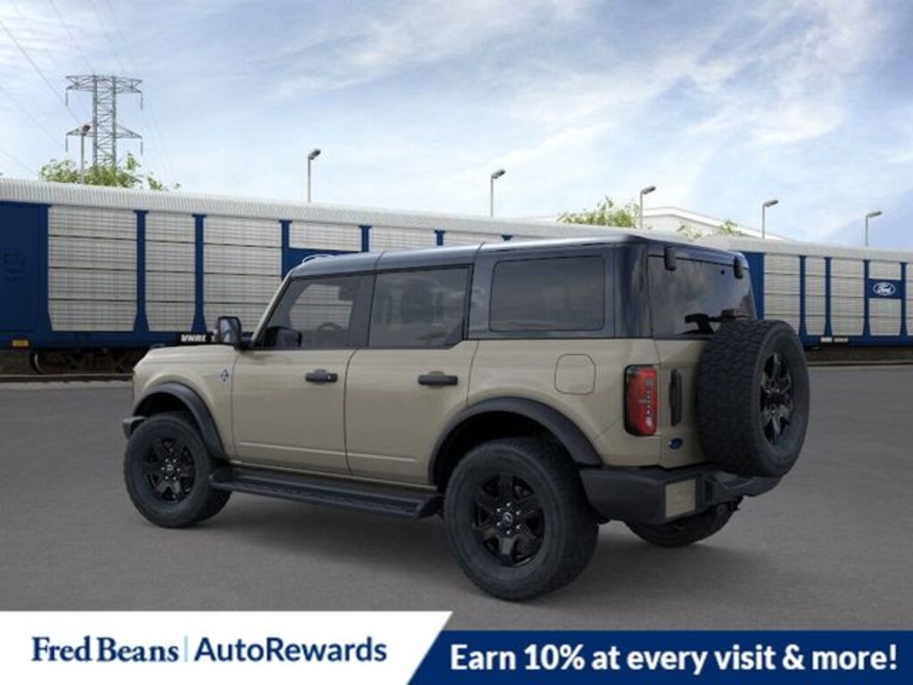 New 2025 Ford Bronco Outer Banks SUV