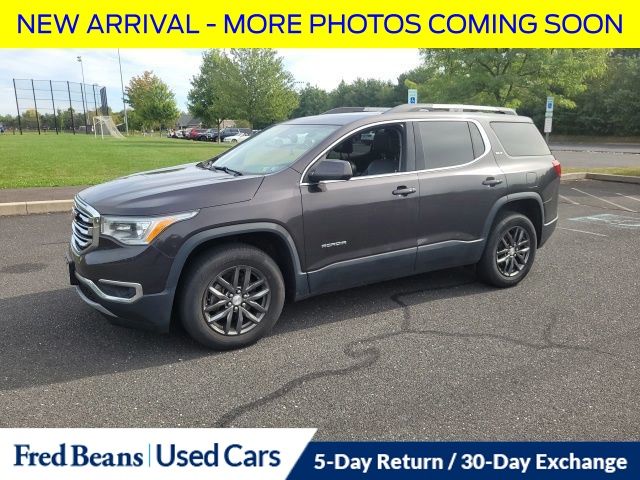 2017 Gmc Acadia SLT photo 2