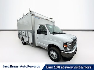 2026 Ford E-450 Cutaway Base Truck
