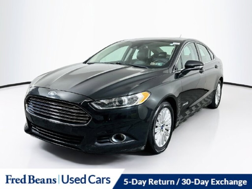Used 2015 Ford Fusion Hybrid SE Sedan