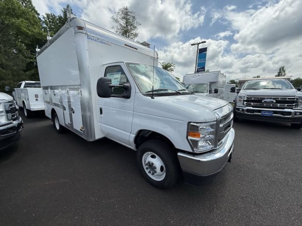 New 2026 Ford E-350 Cutaway Base Truck