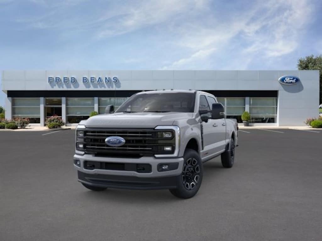 New 2026 Ford F-350 Platinum Truck Crew Cab