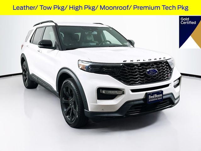 2022 Ford Explorer ST's photo