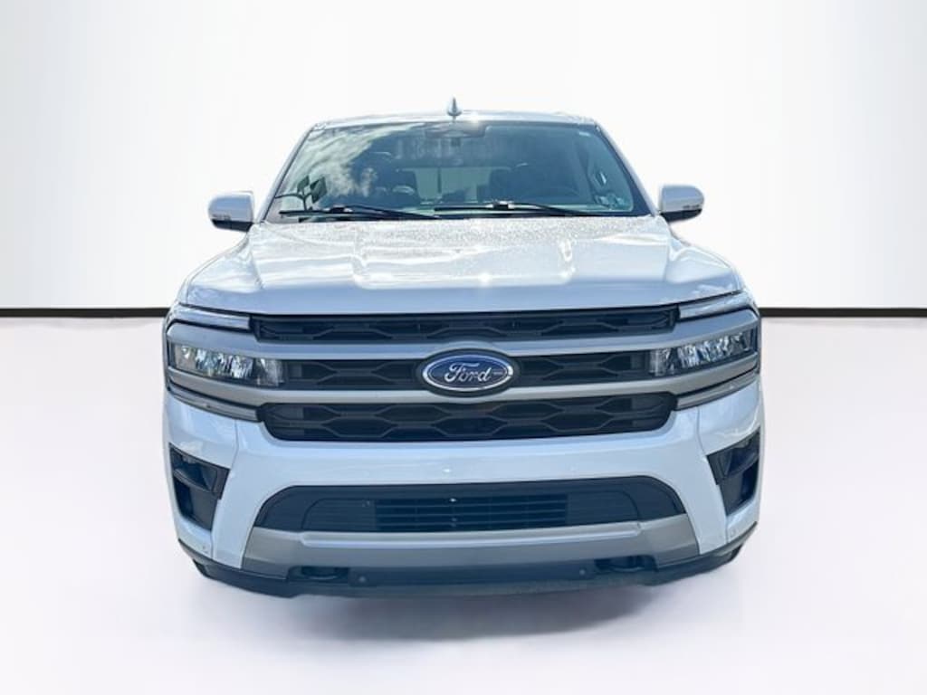 Used 2023 Ford Expedition XLT SUV