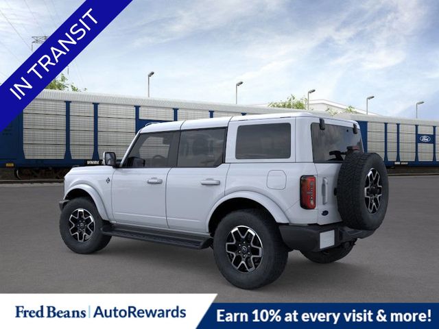 2025 Ford Bronco Outer Banks photo 3