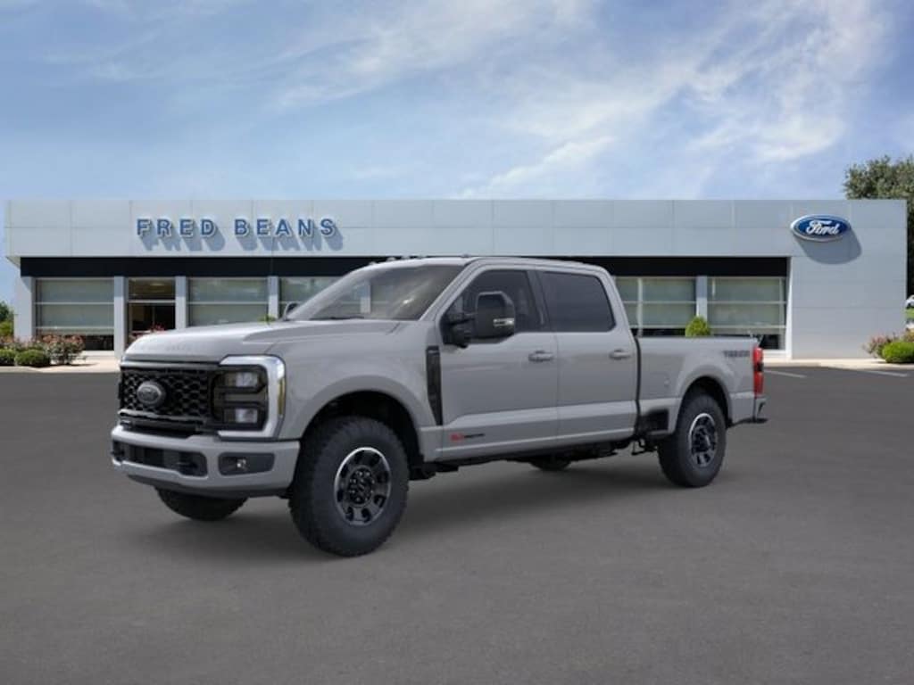 New 2026 Ford F-250 Lariat Truck Crew Cab