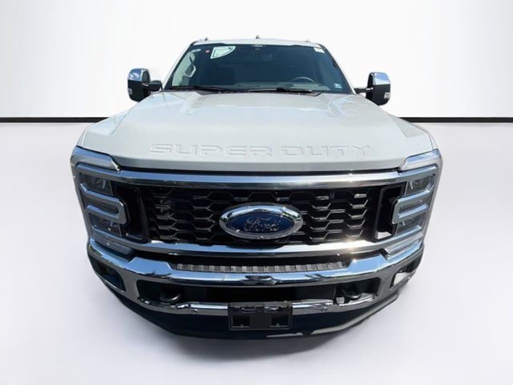 New 2026 Ford F-350 Lariat Truck Crew Cab
