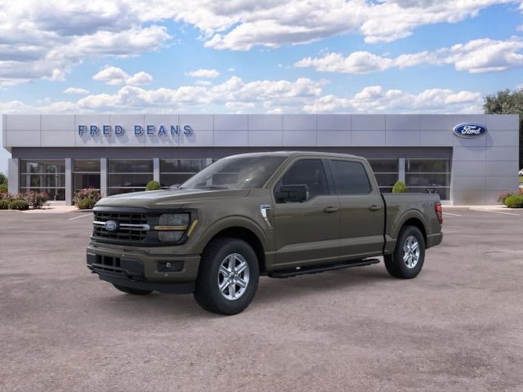 New 2026 Ford F-150 XLT Truck SuperCrew Cab