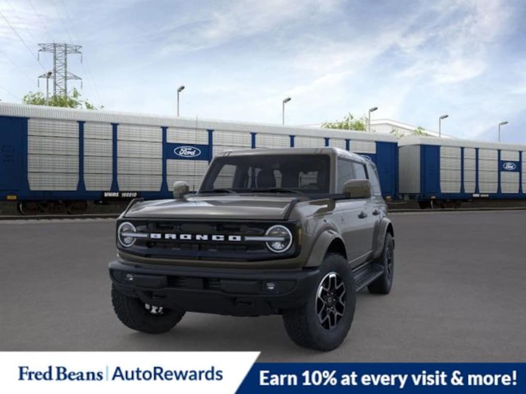 New 2026 Ford Bronco Outer Banks SUV