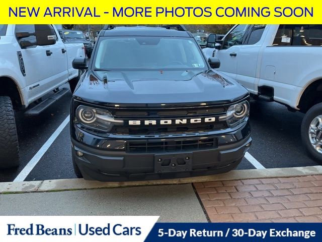 2023 Ford Bronco Sport Outer Banks photo 2