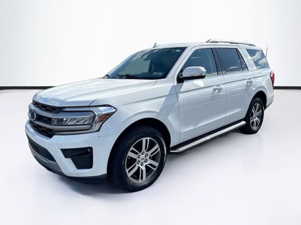 Used 2023 Ford Expedition XLT SUV