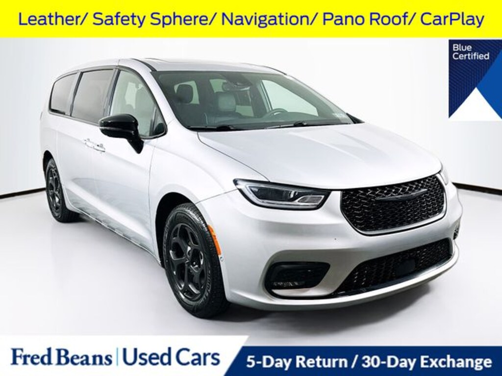 Used 2023 Chrysler Pacifica Hybrid Limited Van Passenger Van