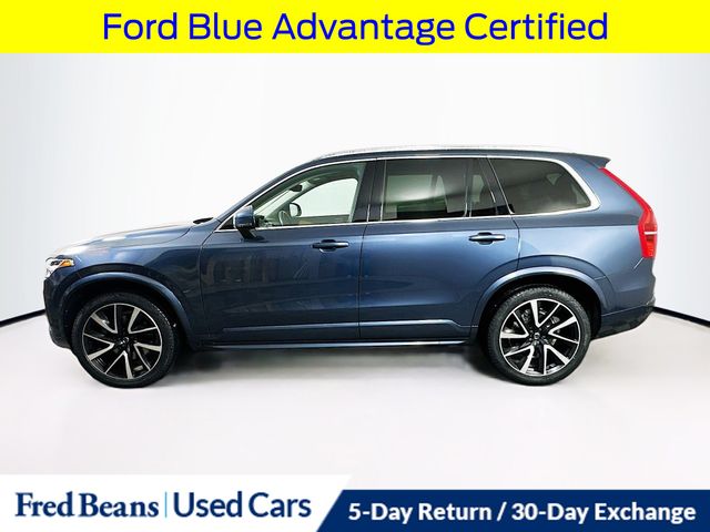 2022 Volvo XC90 T6 Momentum photo 3