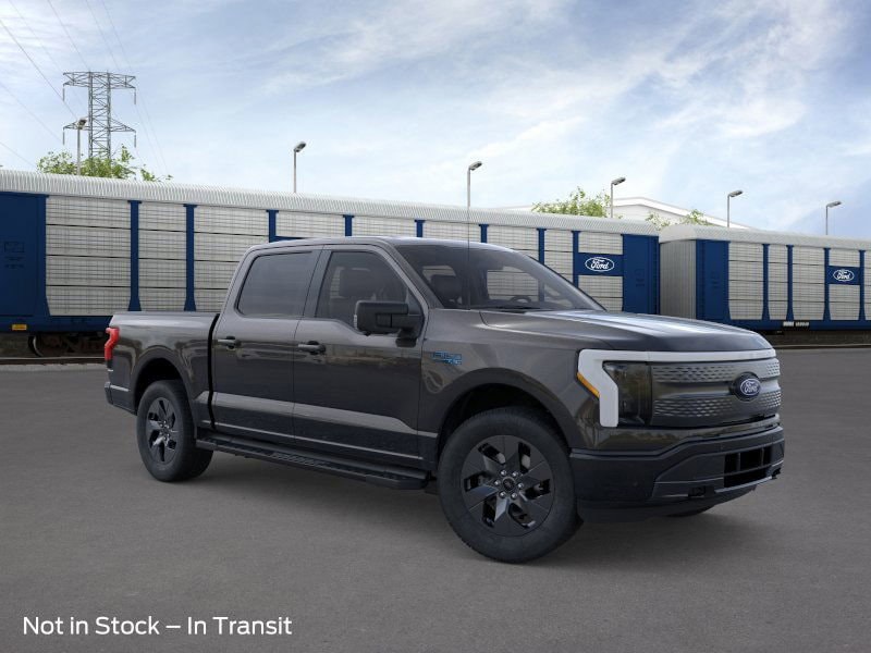 2025 Ford F-150 Lightning Flash's photo