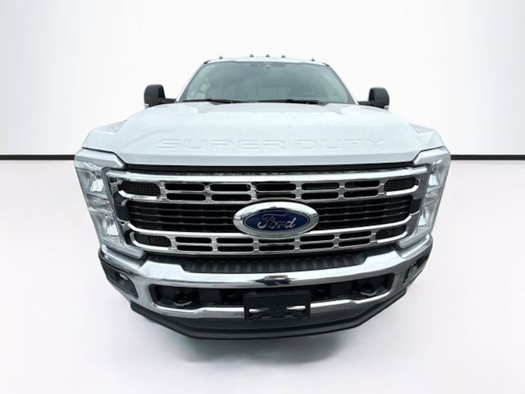 New 2026 Ford F-350 Chassis XL Truck Crew Cab