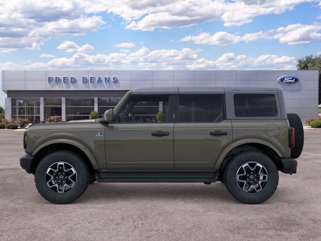 New 2026 Ford Bronco Outer Banks SUV