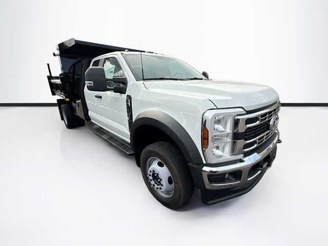 2025 Ford F-550 Super Duty Chassis Cab XL's photo