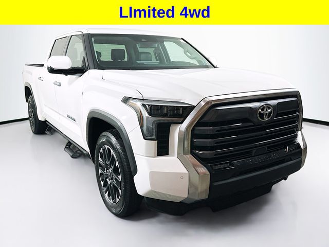 2022 Toyota Tundra Limited's photo