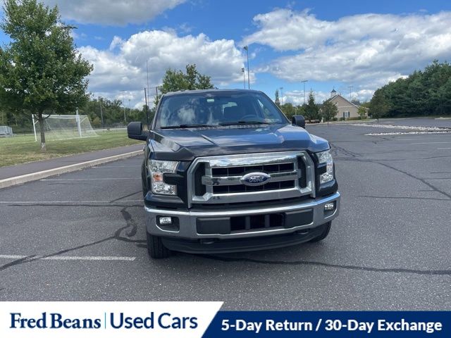 2015 Ford F-150 XLT photo 4
