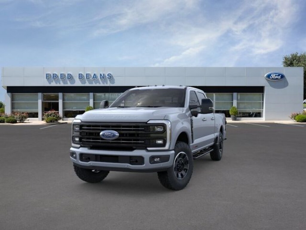 New 2026 Ford F-350 Platinum Truck Crew Cab