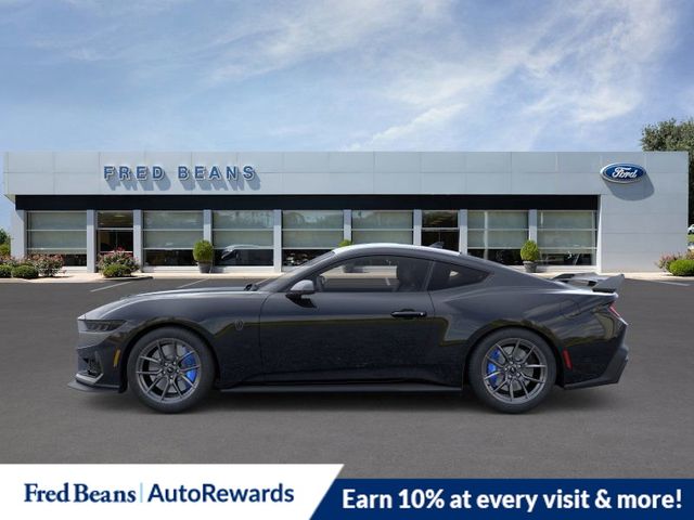 2025 Ford Mustang Dark Horse Deluxe photo 3