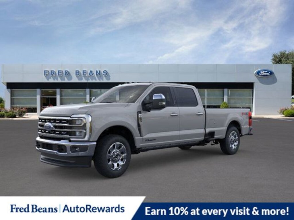 New 2025 Ford F-250 Lariat Truck Crew Cab