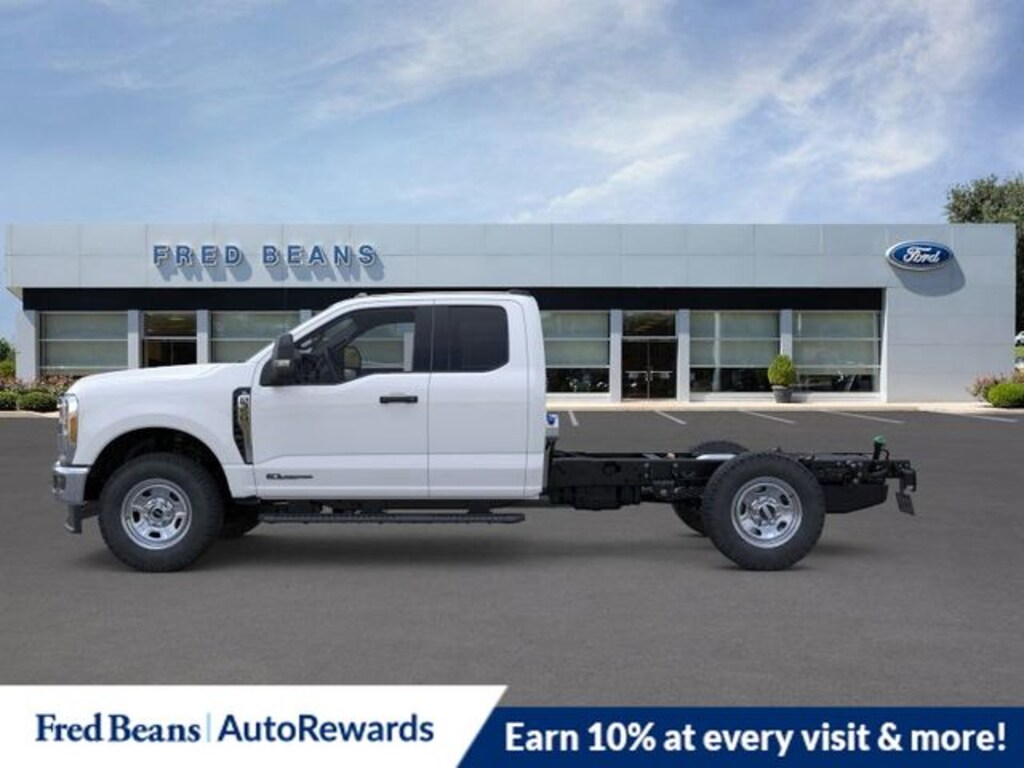 New 2025 Ford F-350 Chassis XL Truck Super Cab