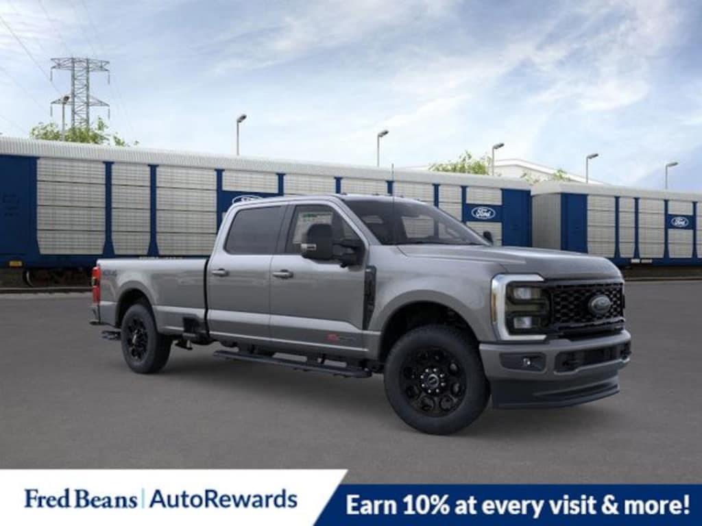 New 2026 Ford F-350 XLT Truck Crew Cab