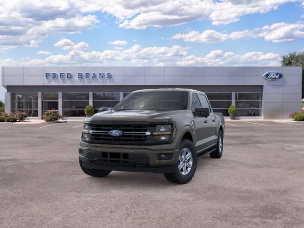 New 2026 Ford F-150 XLT Truck SuperCrew Cab