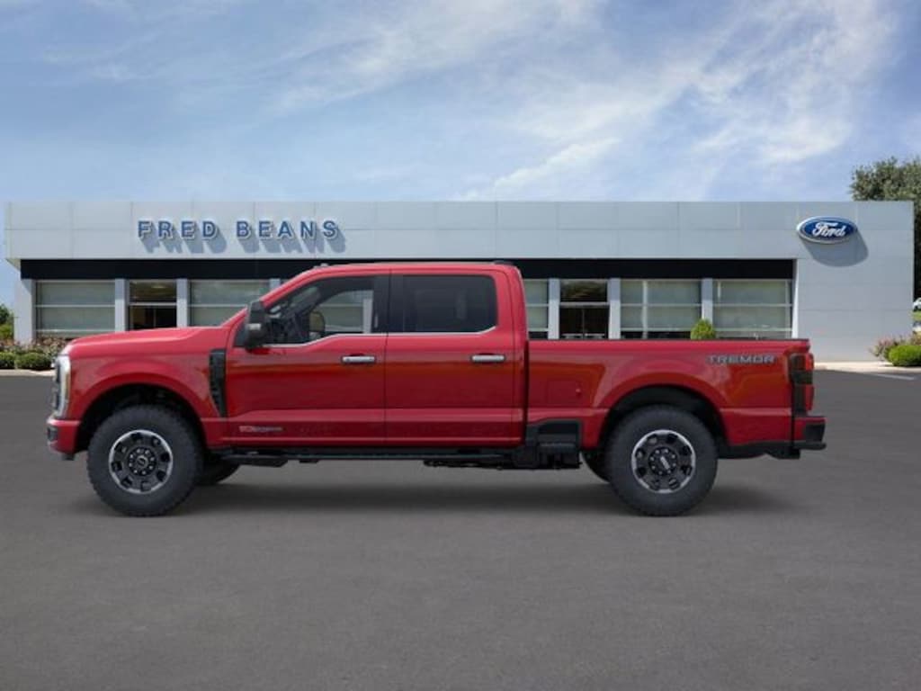 New 2026 Ford F-250 Platinum Truck Crew Cab