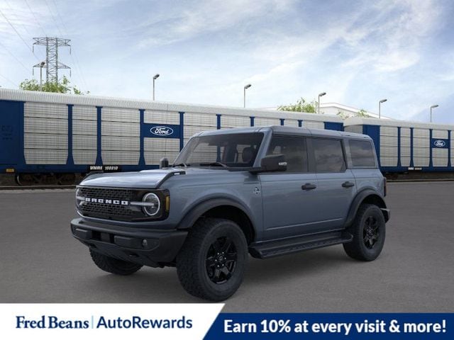 2025 Ford Bronco 4-Door Outer Banks's photo