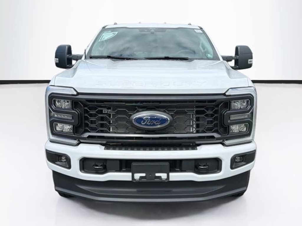 New 2026 Ford F-250 XL Truck Crew Cab