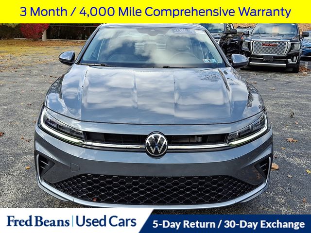 2025 Volkswagen Jetta 1.5T SE photo 2