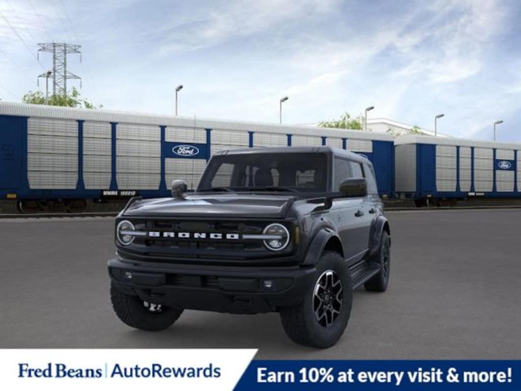 New 2026 Ford Bronco Outer Banks SUV
