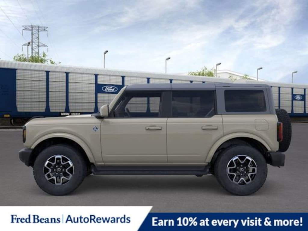 New 2025 Ford Bronco Outer Banks SUV