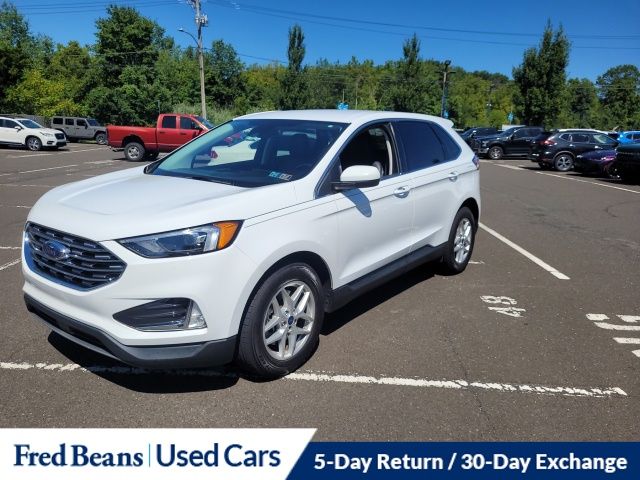 2022 Ford Edge SEL photo 3