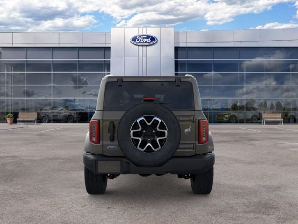 New 2026 Ford Bronco Outer Banks SUV