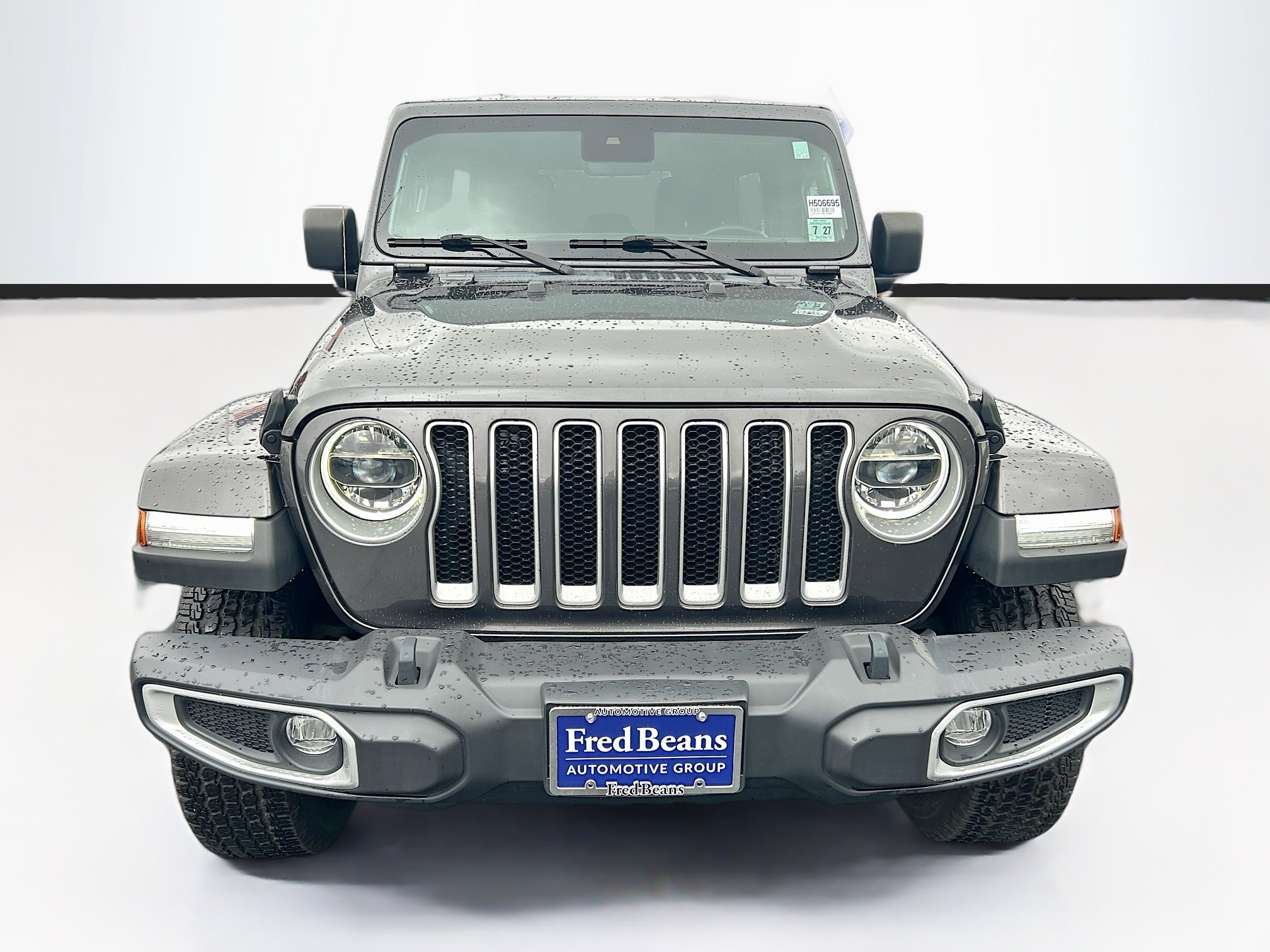 2022 Jeep Wrangler Unlimited Sahara photo 2