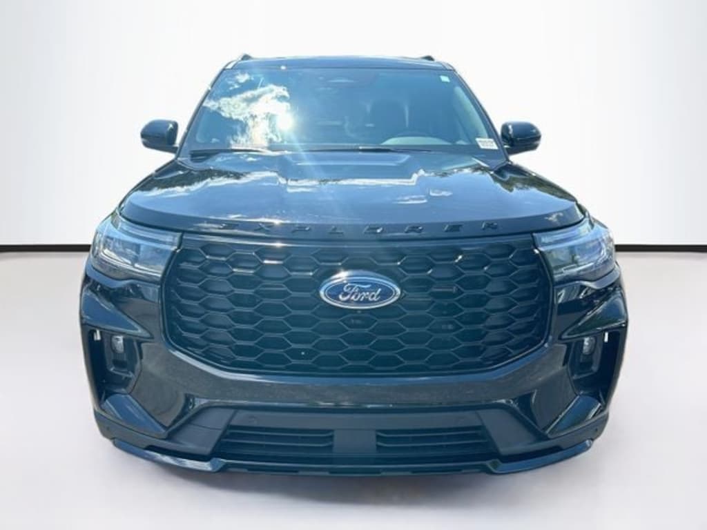 Used 2025 Ford Explorer ST-Line SUV