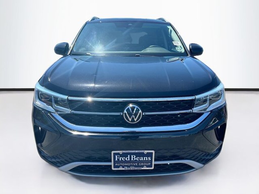 Used 2022 Volkswagen Taos 1.5T SEL 4MOTION SUV