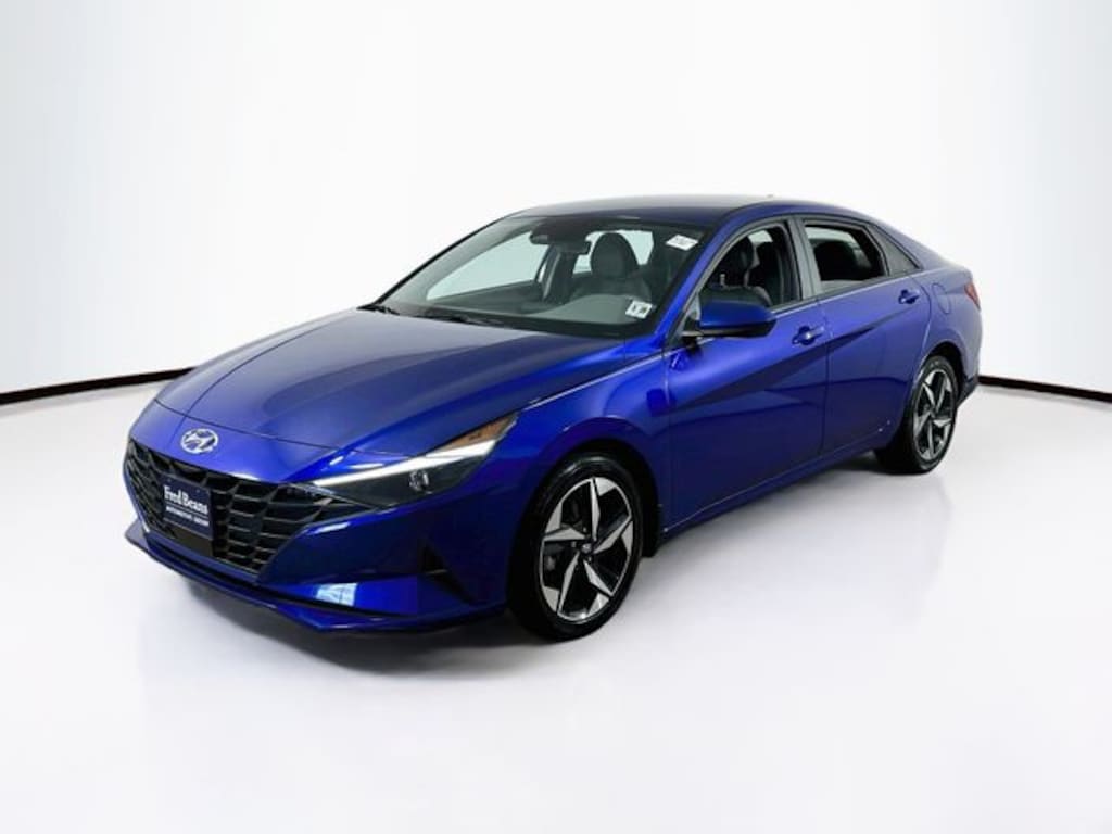 Used 2023 Hyundai Elantra SEL Sedan