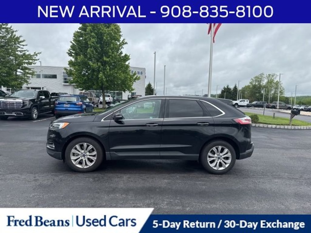 Used 2022 Ford Edge Titanium SUV