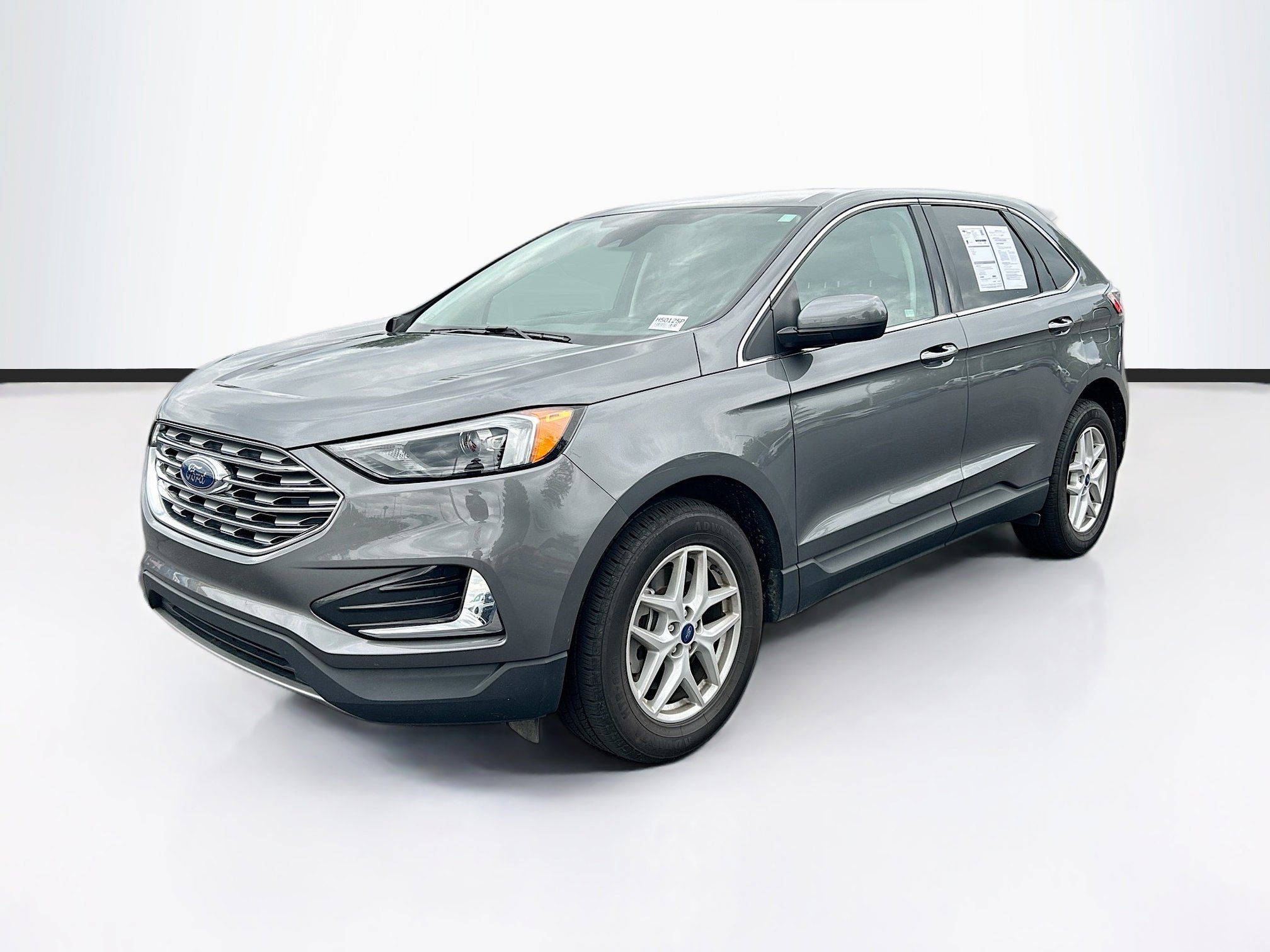 2022 Ford Edge SEL photo 3