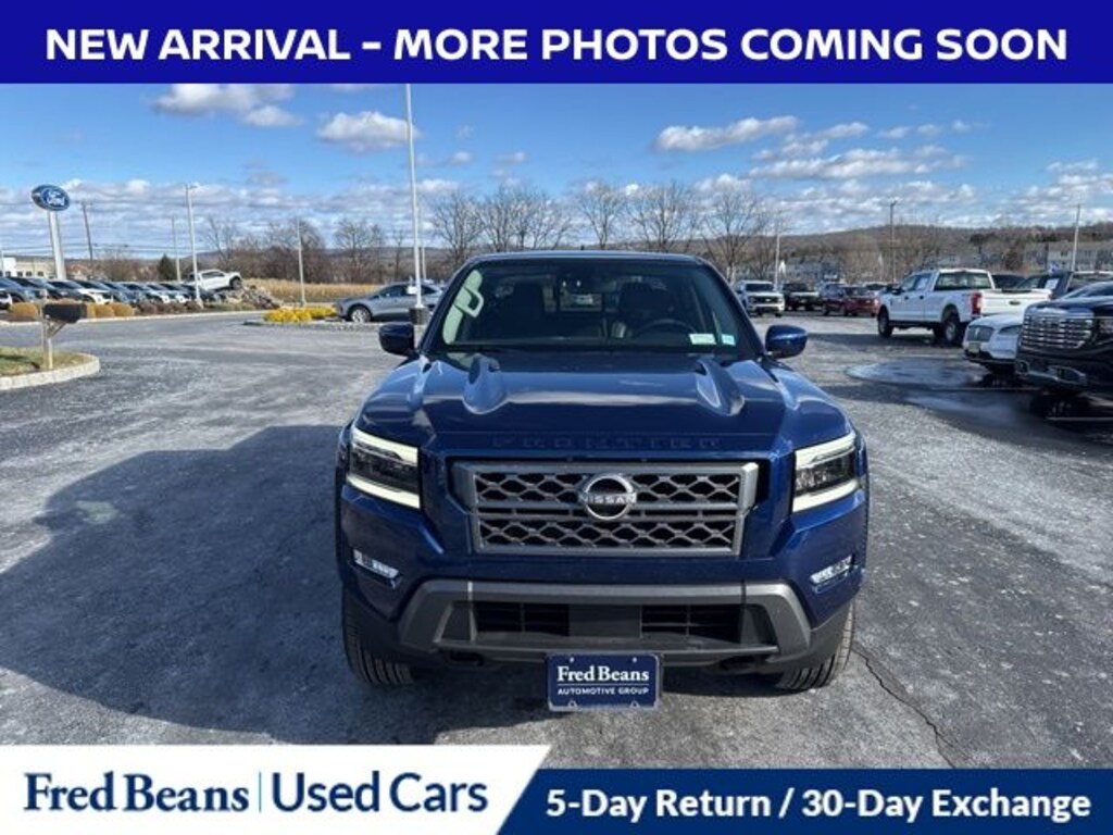 Used 2023 Nissan Frontier SV Truck Crew Cab