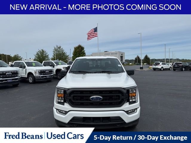2023 Ford F-150 XLT photo 2