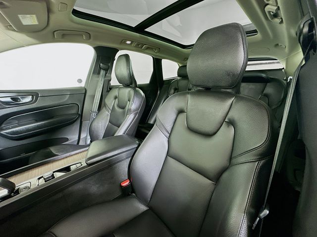 2023 Volvo XC60 Plus - Photo 26