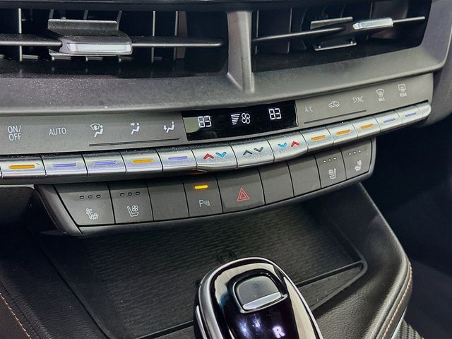 2021 Cadillac CT4 V-Series - Photo 21